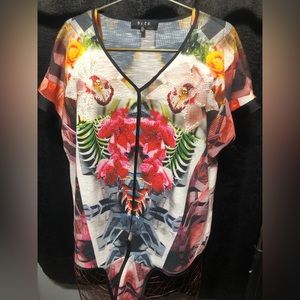 WOMENS B.L.E.U Size XL Floral Like Blouse